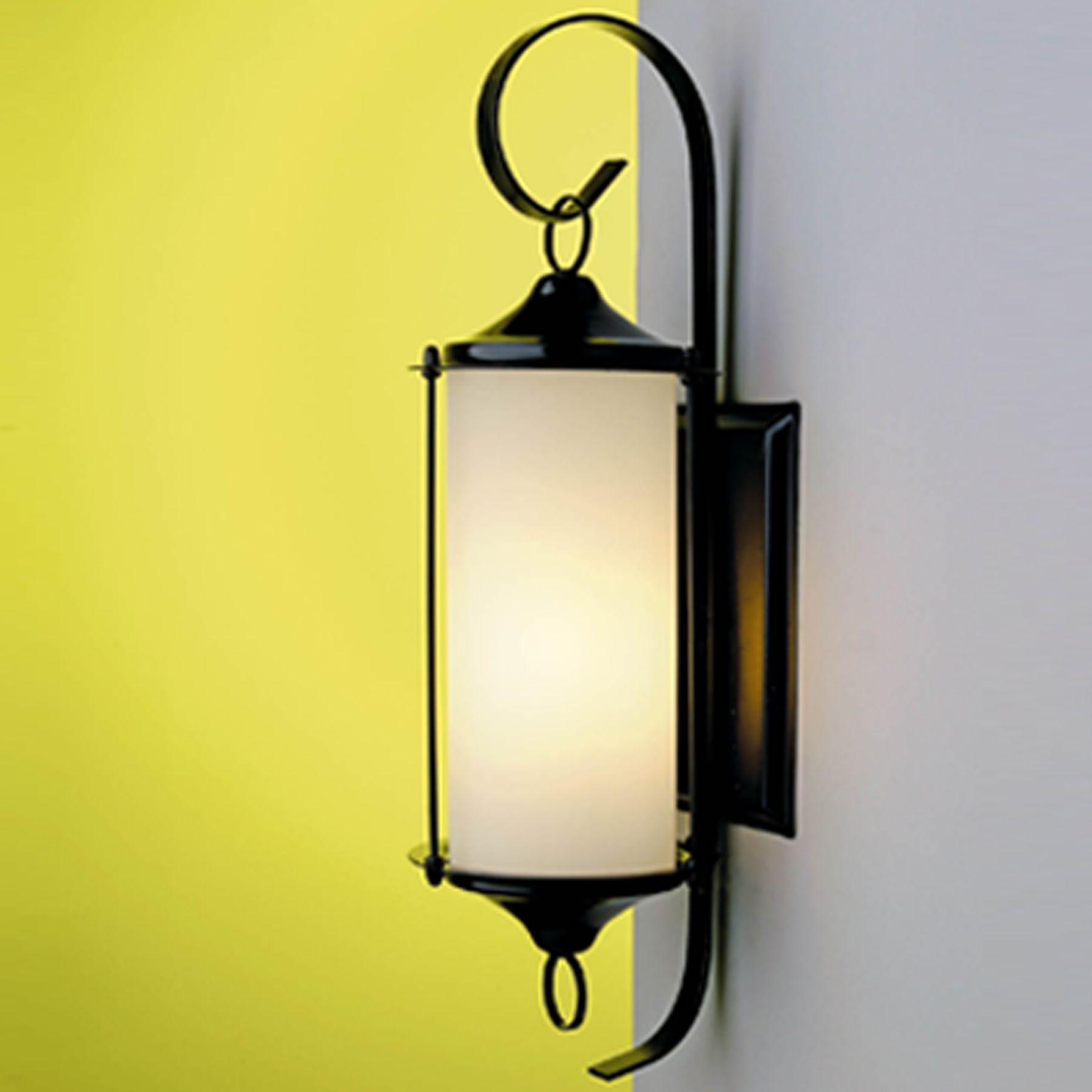 Arandela Externa Ideal Iluminação Retangular Vidro Preto Bivolt