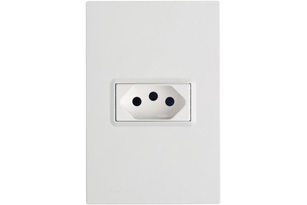 Conjunto 1 Tomada 20a com Placa Delta Branco