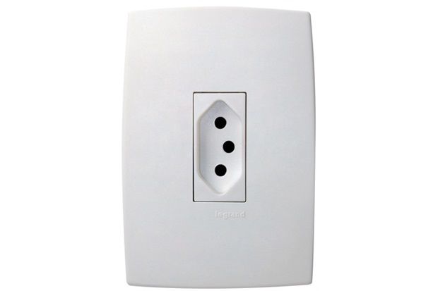 Conjunto de Tomada 2p T 20a Vertical 4x2 Pialplus Branca