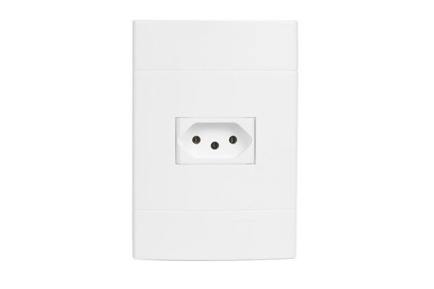 Conjunto de Tomada Padrão Brasileiro 10a Branca Lunare Prm444721