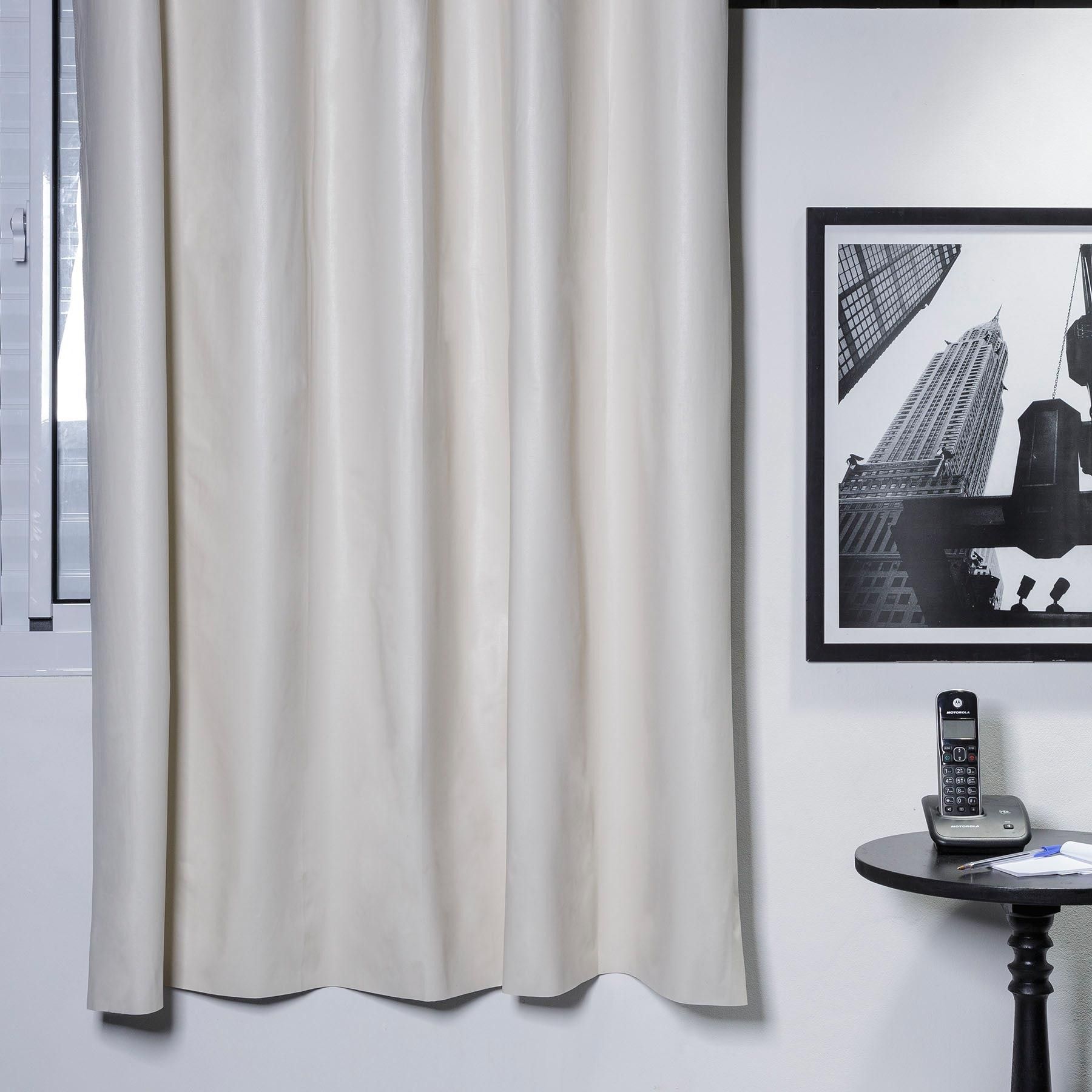 Cortina Blackout Bege 1,35x1,80m