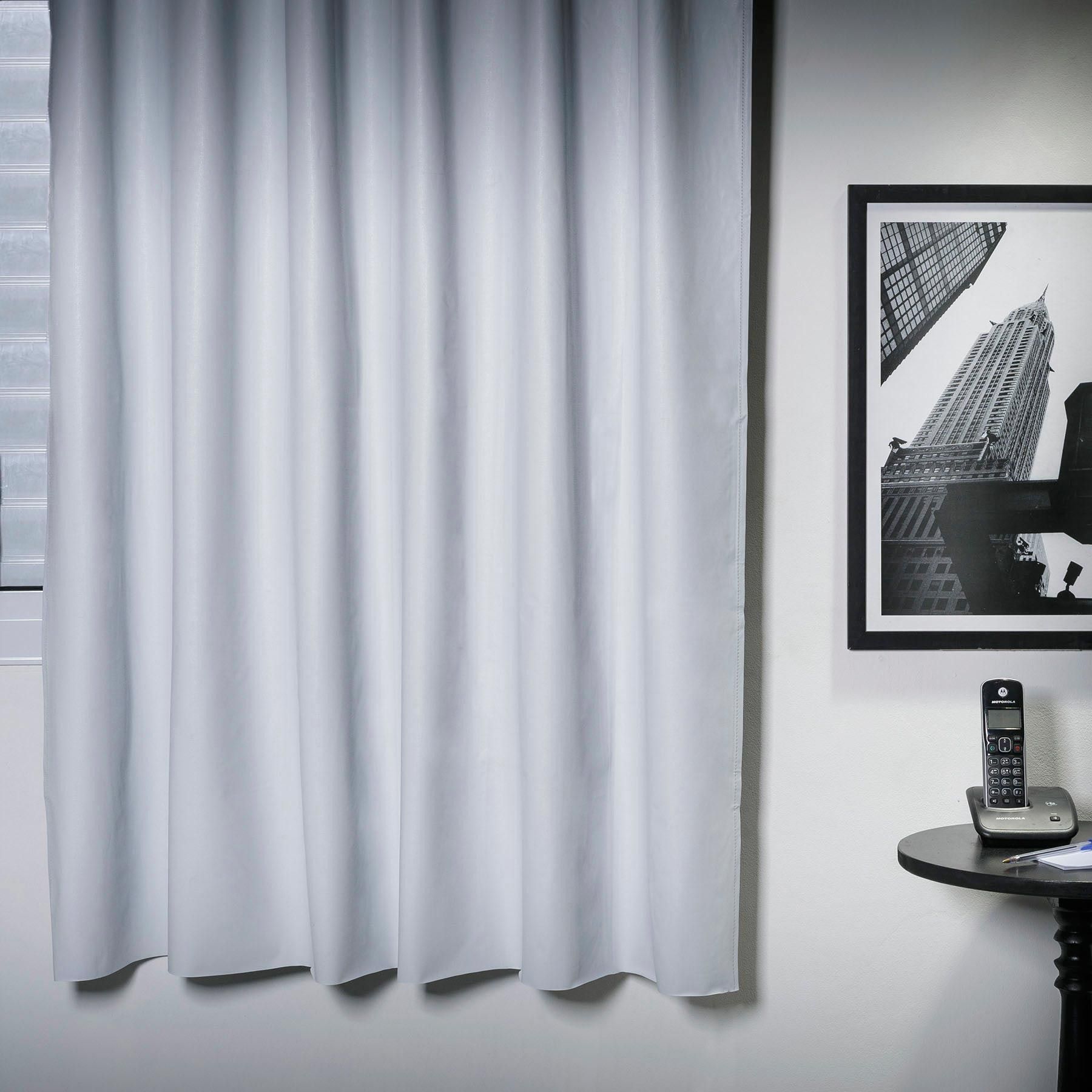 Cortina Blackout Rodízio Branca 1,35x1,80m