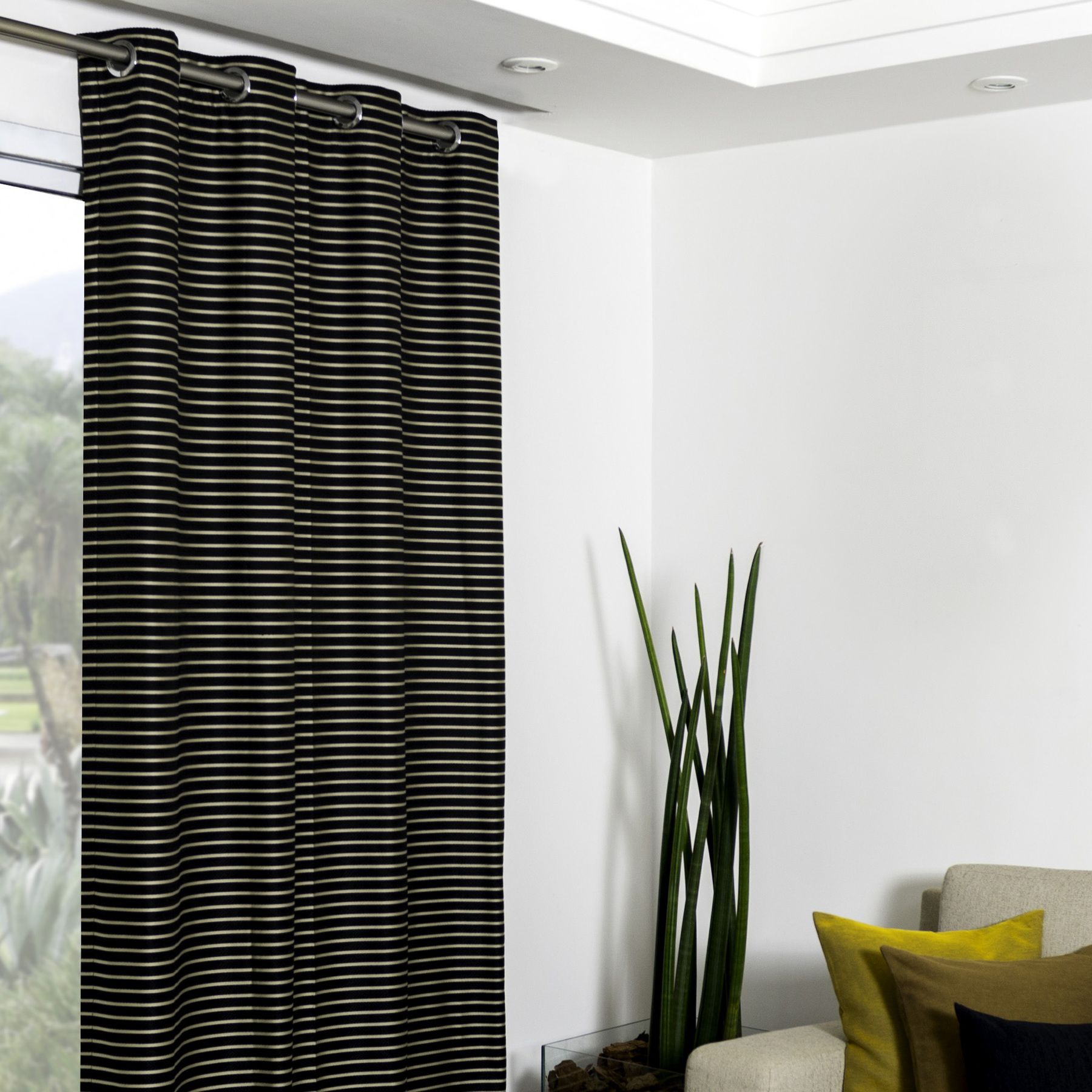 Cortina Essence Preta 1,35x2,60m