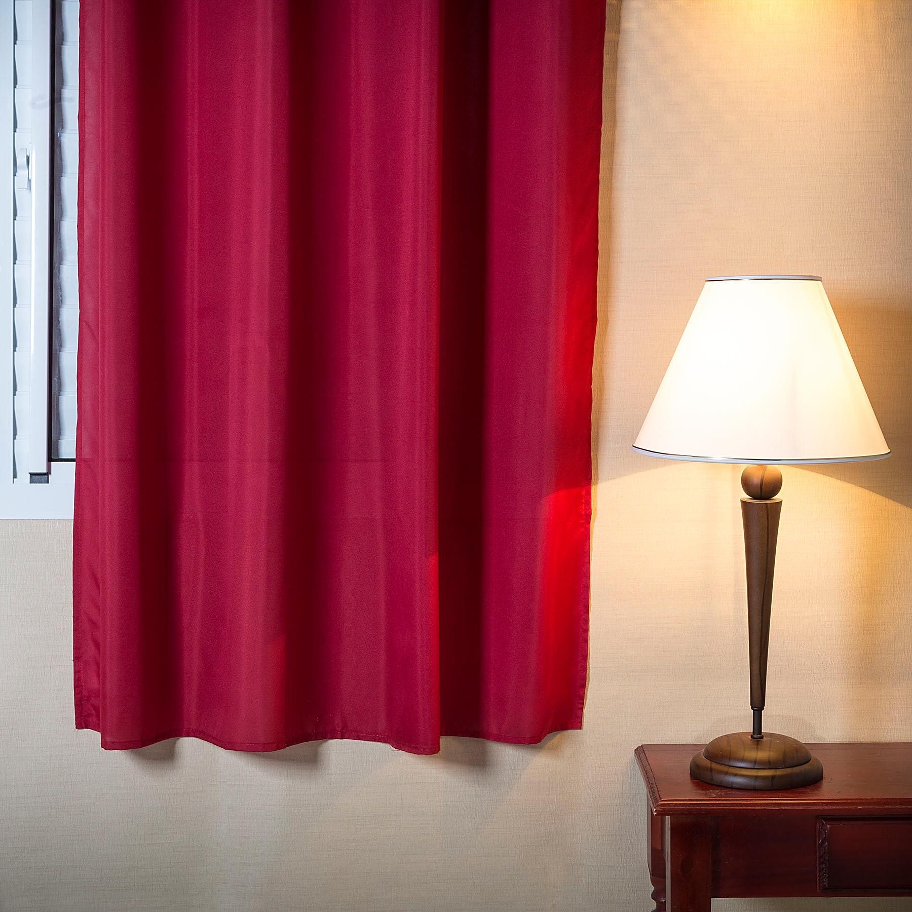 Cortina Stella Vermelha 1,35x1,80m