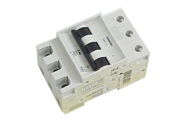 Disjuntor Din Curva C 40a Tripolar Ref. 5sx1 340-7