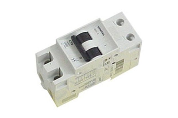 Disjuntor Din Curva C 70a Bipolar Ref. 5sx1 270-7