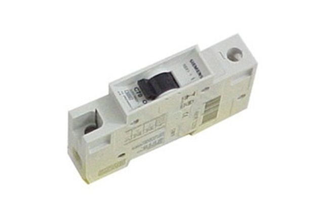 Disjuntor Din Curva C 70a Monopolar Ref. 5sx1 170-7