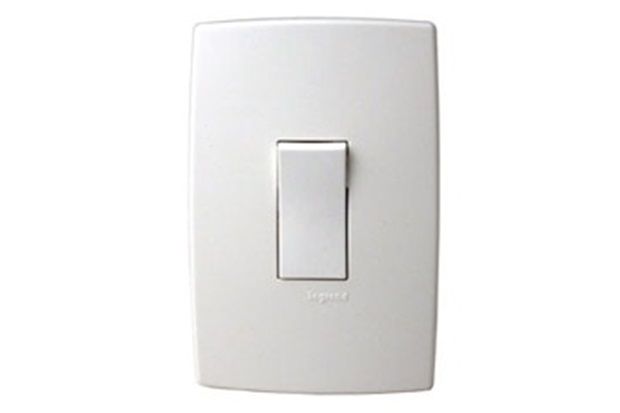 Interruptor Paralelo Vertical 10a 250v com Placa Pialplus Ref. 611101