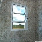 Janela basculante de alumínio 60x40cm Alumifort branca Sasazaki