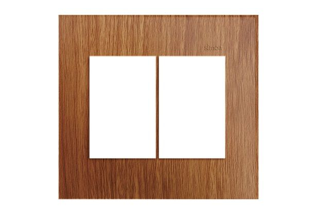 Placa 4x4 6 Postos Horizontais Simon 35 Carvalho