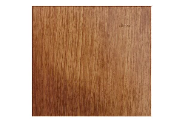 Placa 4x4 Cega Simon 35 Carvalho