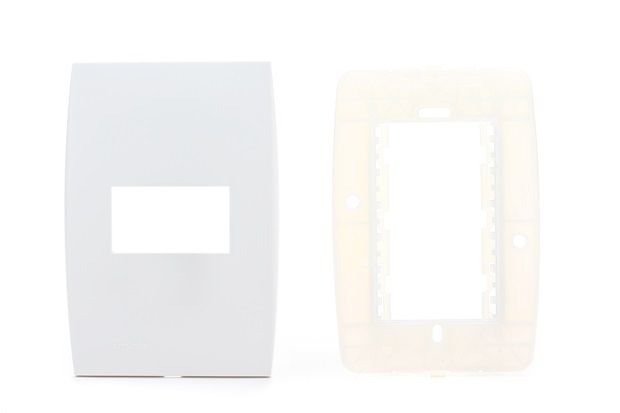 Placa com Suporte 1 Módulo Horizontal 4 X 2 Ref: 5 Tg 99023