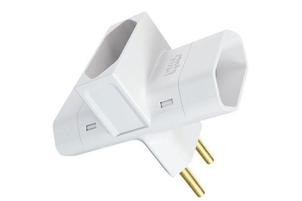 Plugue 3 Saídas 2 Pólos Padrão Brasileiro Branco