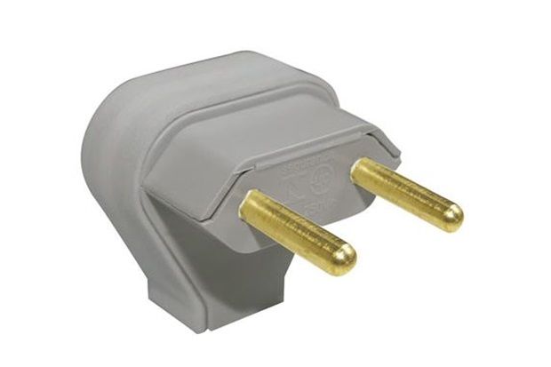 Plugue Triangular 2 Pólos 10a Cinza