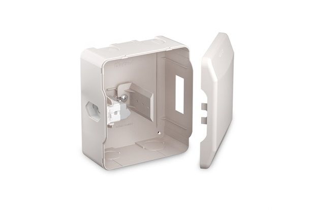 Quadro Airstop Bipolar Universal com Tomada Padrão Brasileiro de Sobrepor Dy912712