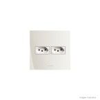 Tomada dupla 4x4 10A com placa branca Inova Alumbra